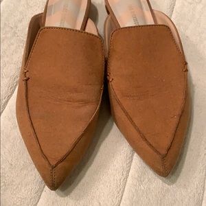 Nicholas Kirkwood beya flat slide